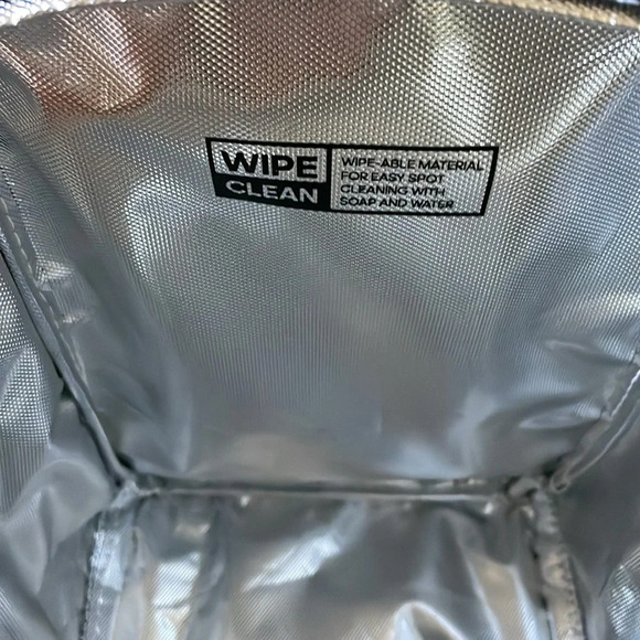 Adidas Santiago Insulated Lunch Bag New - Picture 9 of 11